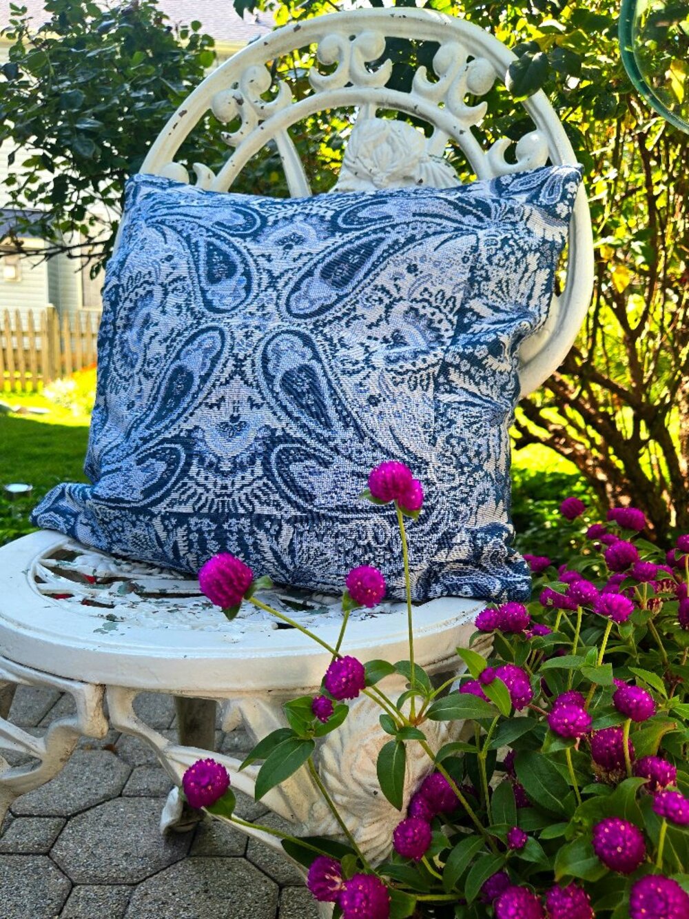 Hendeer pillows (2)